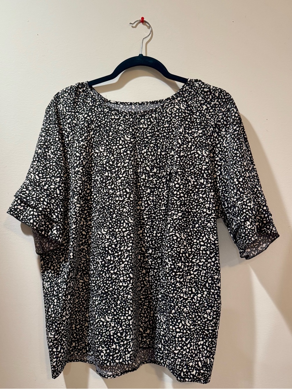 Black and White Printed Women's Top
